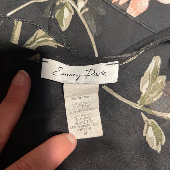 Emory Park Floral Kimono - Picture 6 of 6